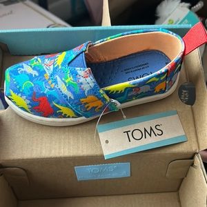 Toms Tiny size 7 New with tags and box